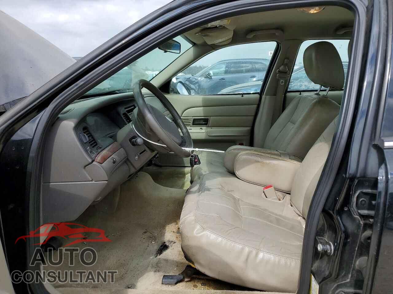 FORD CROWN VIC 2011 - 2FABP7EV4BX146199