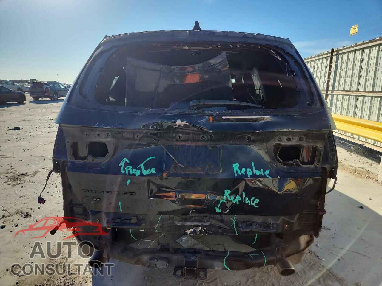 DODGE DURANGO 2018 - 1C4SDJCT4JC101664