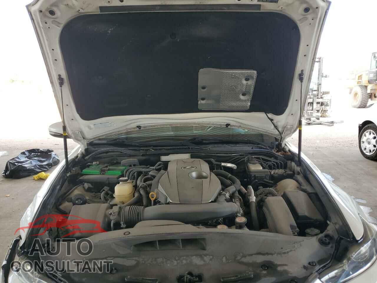 LEXUS IS 2017 - JTHBA1D2XH5050036