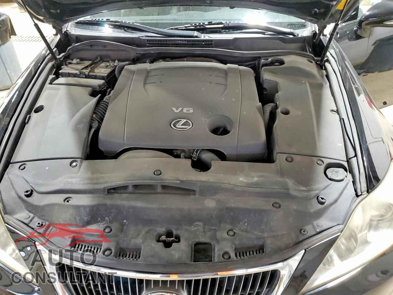 LEXUS IS 2011 - JTHCF5C22B5047413