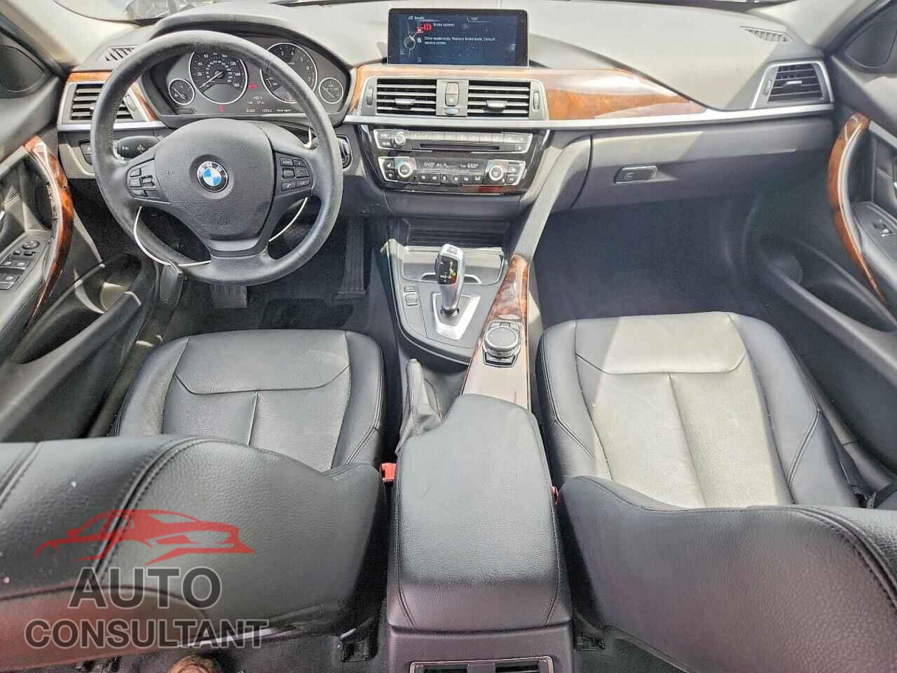 BMW 3 SERIES 2016 - WBA8E5G51GNU20511