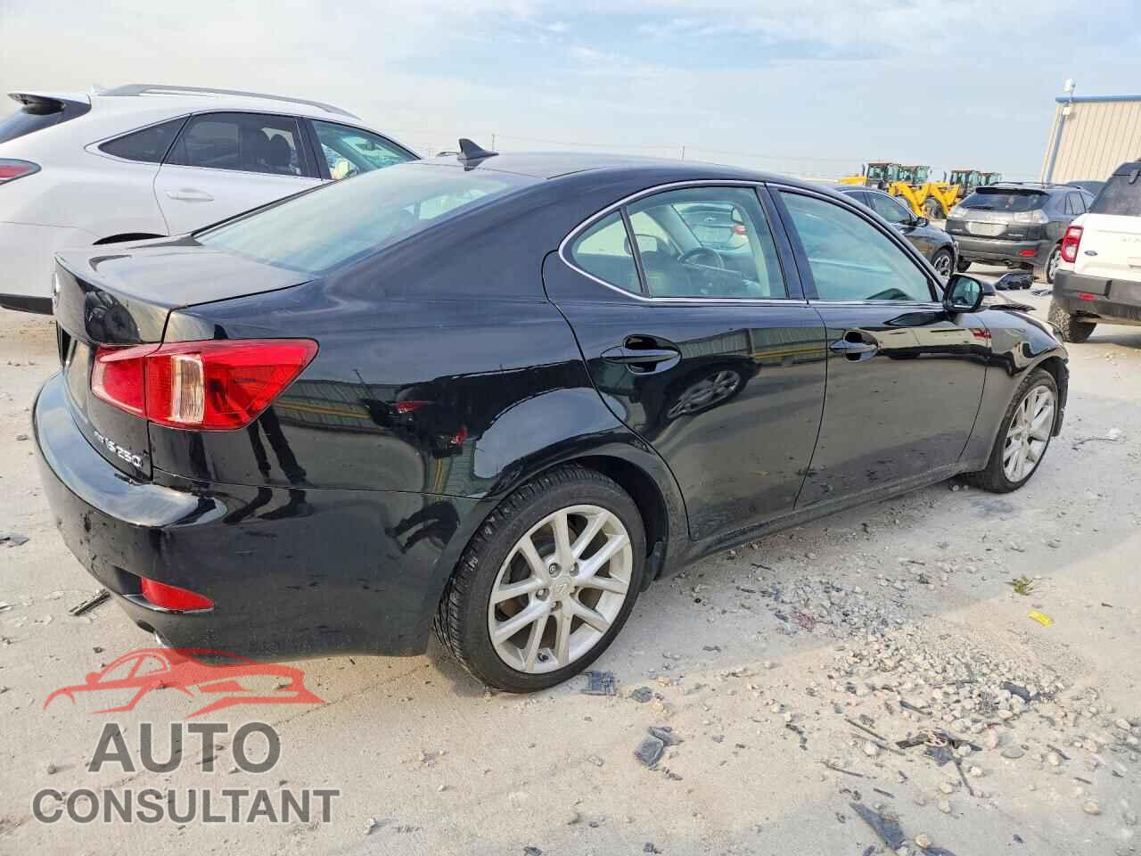 LEXUS IS 2012 - JTHCF5C22C5057019
