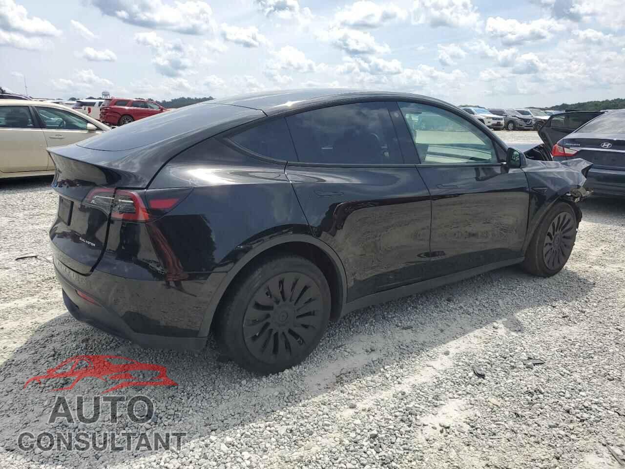 TESLA MODEL Y 2023 - 7SAYGDEE4PF707692