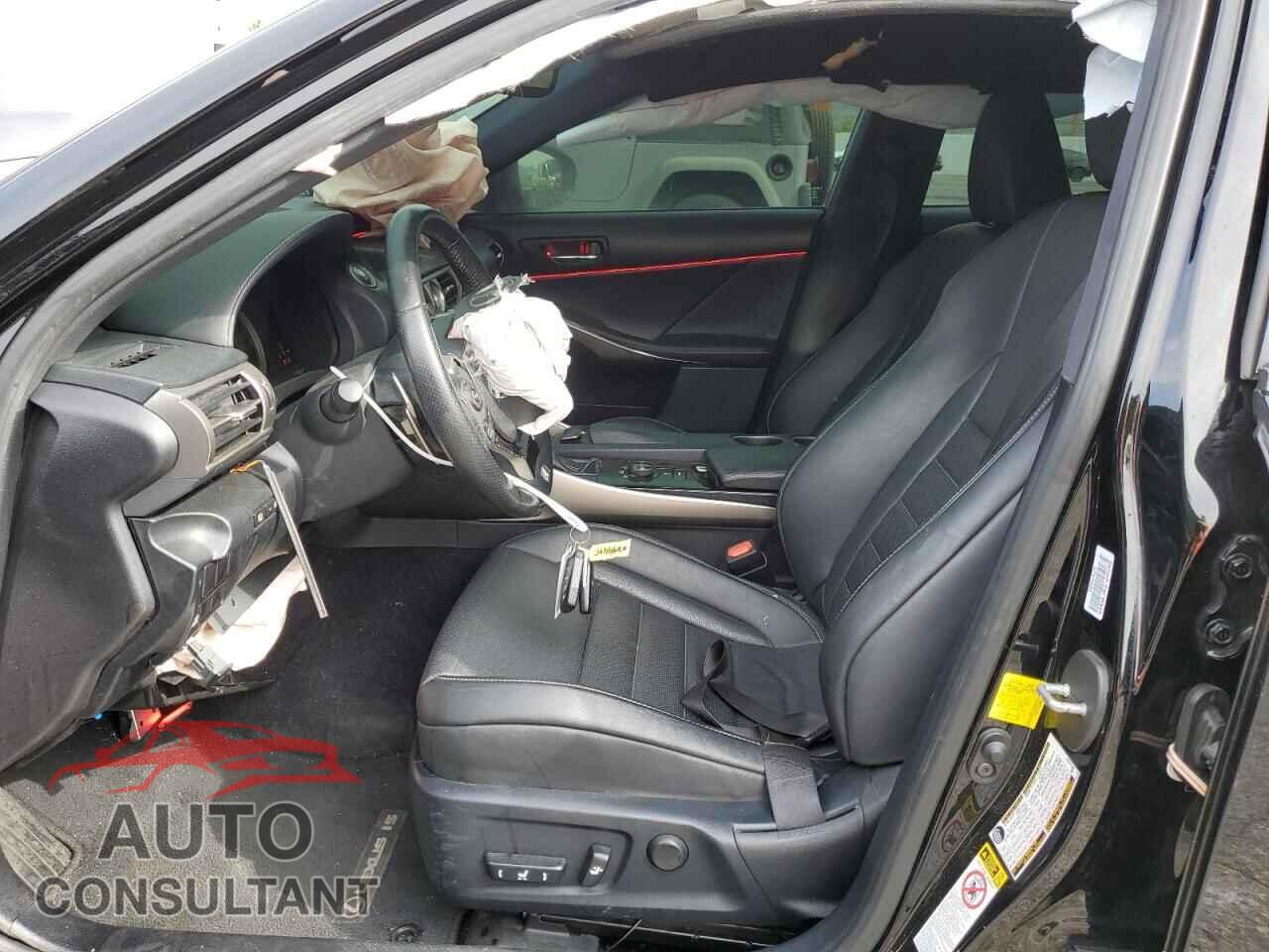 LEXUS IS 2014 - JTHCE1D26E5004143
