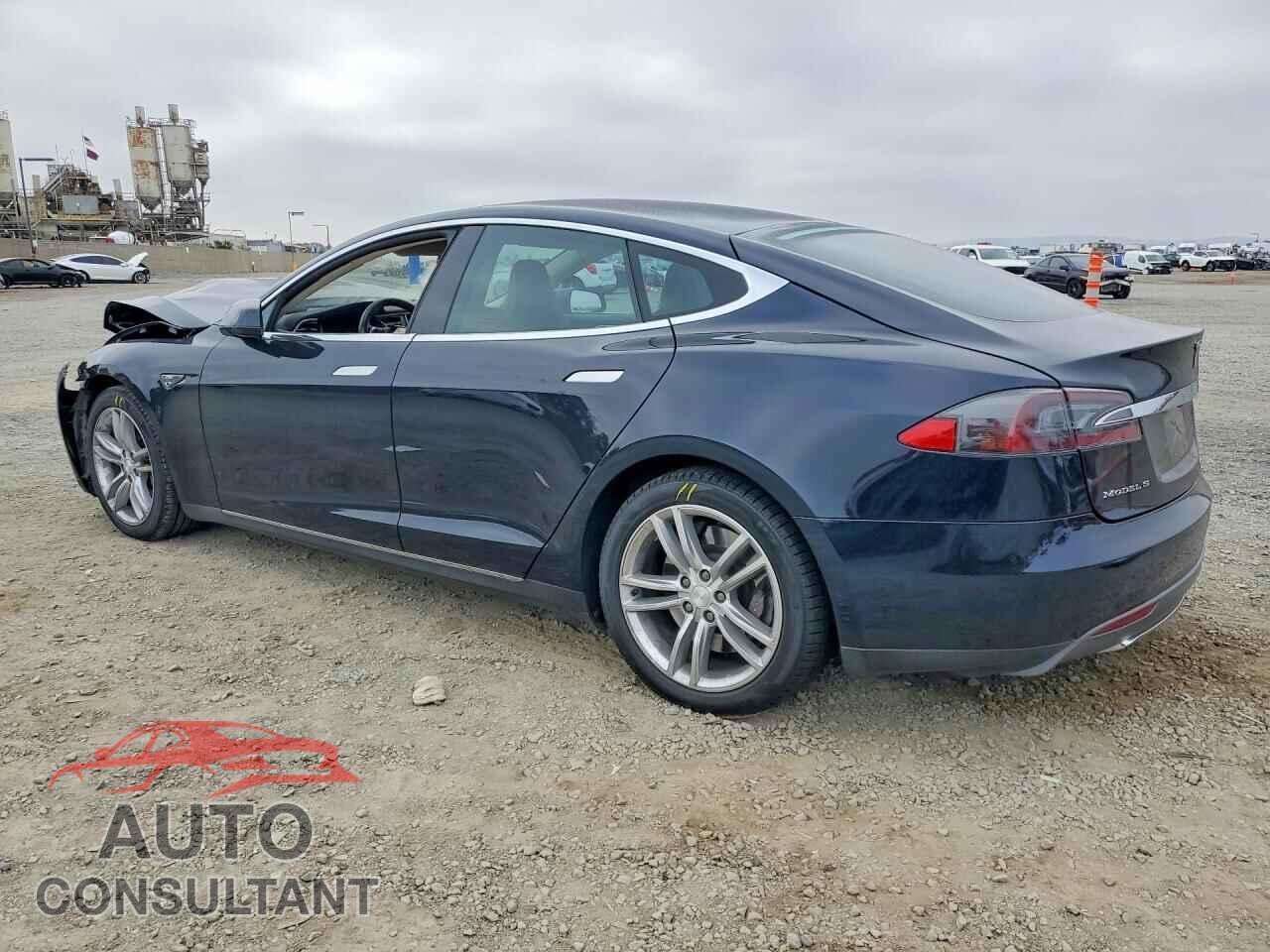 TESLA MODEL S 2012 - 5YJSA1CN1CFP01302