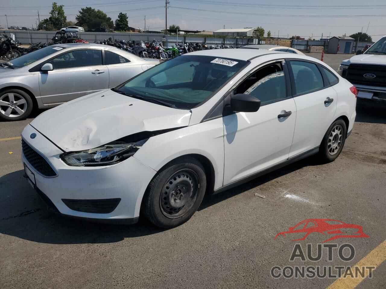 FORD FOCUS 2015 - 1FADP3E26FL342123