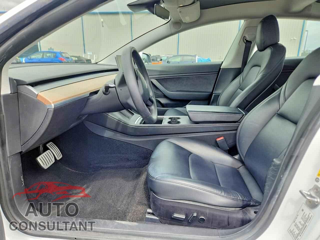 TESLA MODEL 3 2021 - 5YJ3E1EC7MF850920