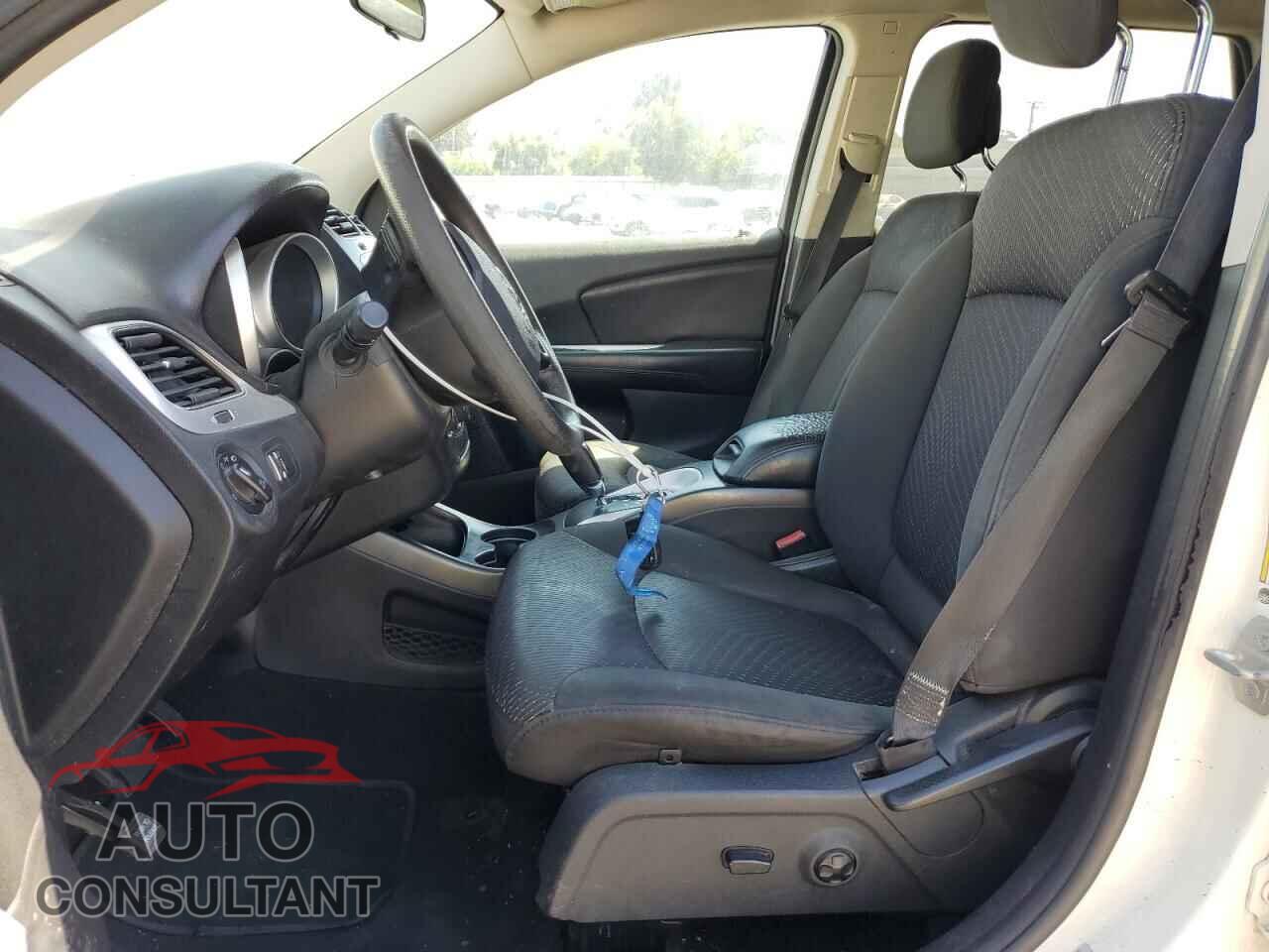 DODGE JOURNEY 2015 - 3C4PDCBG4FT754867