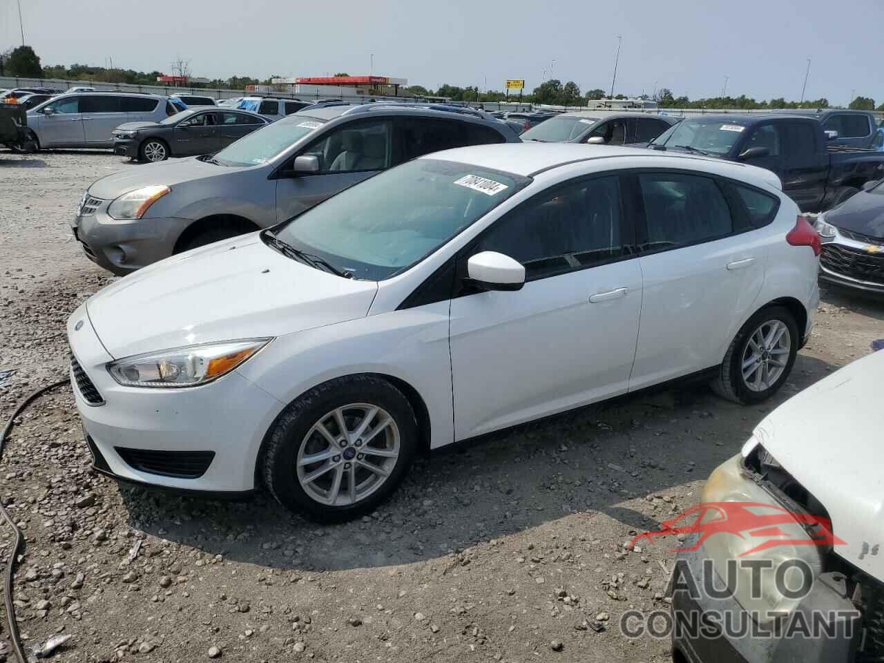 FORD FOCUS 2018 - 1FADP3K26JL216888