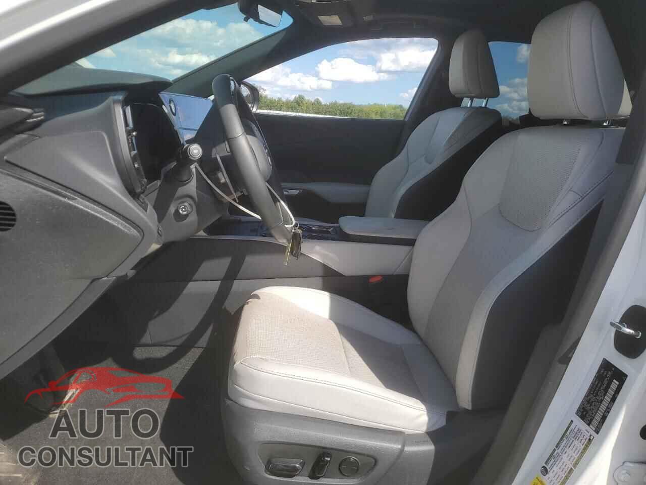 LEXUS RX350 2023 - 2T2BAMCA5PC015039