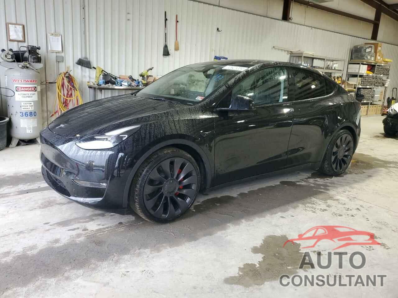 TESLA MODEL Y 2023 - 7SAYGDEF8PF808534