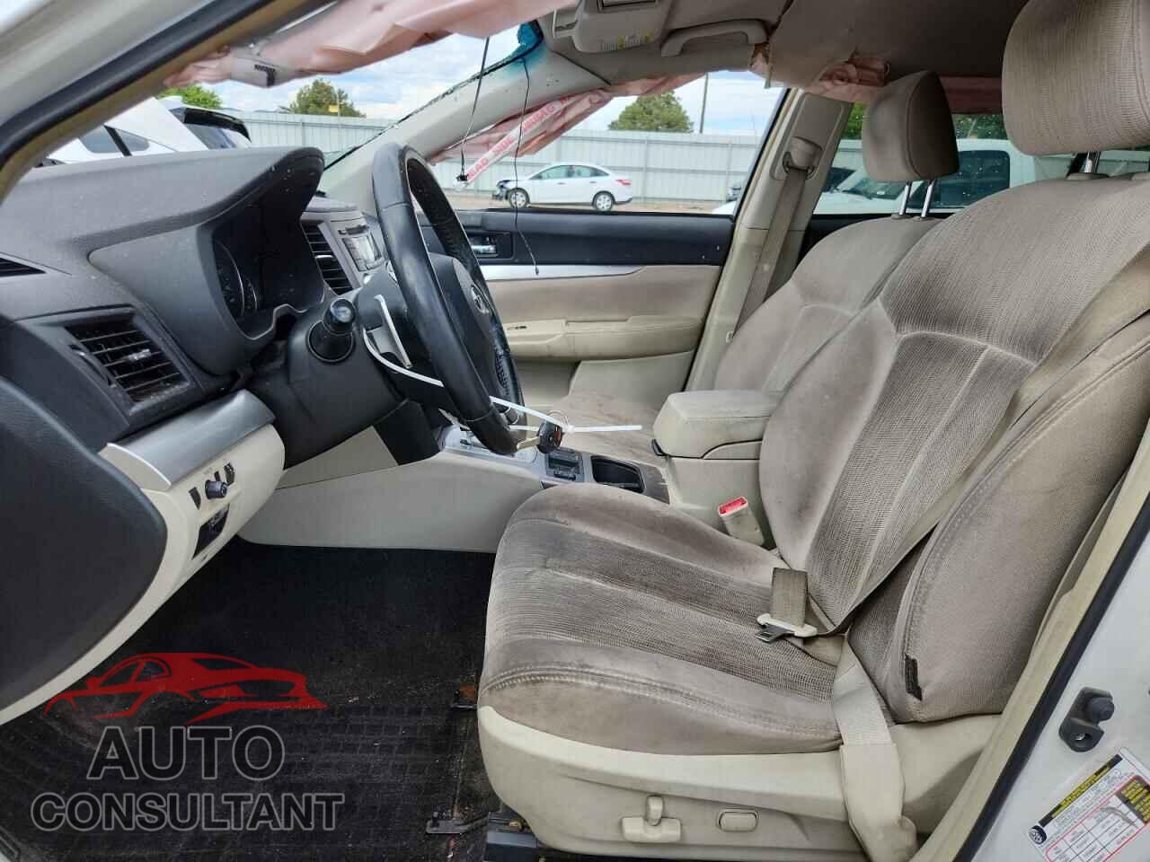 SUBARU OUTBACK 2013 - 4S4BRCCC8D3304747