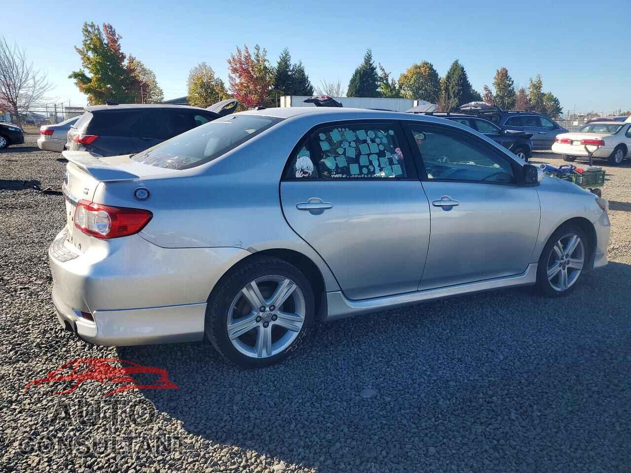 TOYOTA COROLLA 2013 - 2T1BU4EEXDC024567