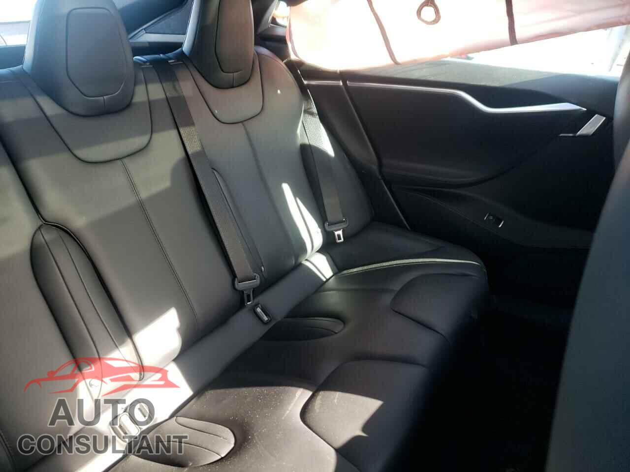 TESLA MODEL S 2016 - 5YJSA1E26GF132018