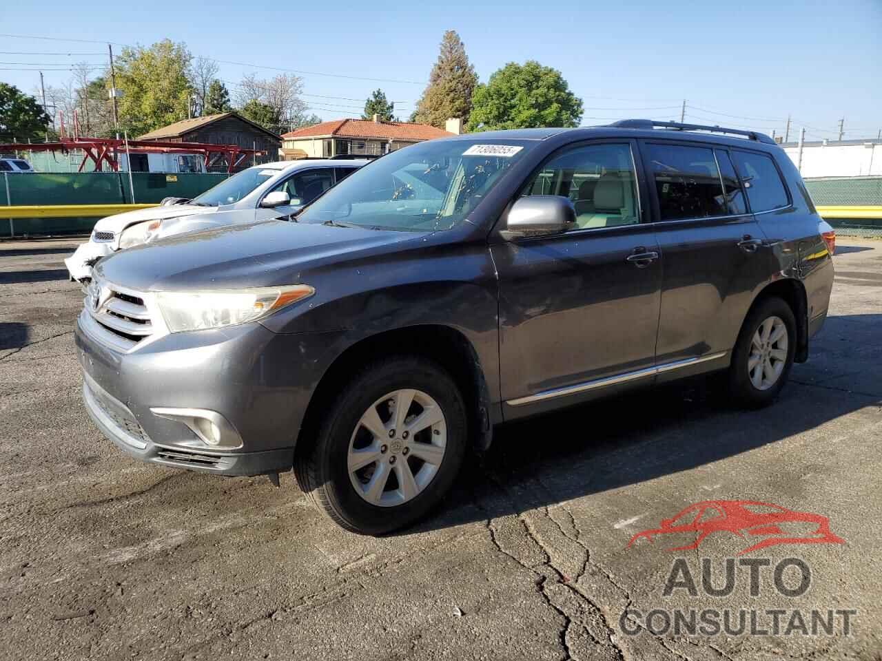 TOYOTA HIGHLANDER 2013 - 5TDBK3EH6DS204534