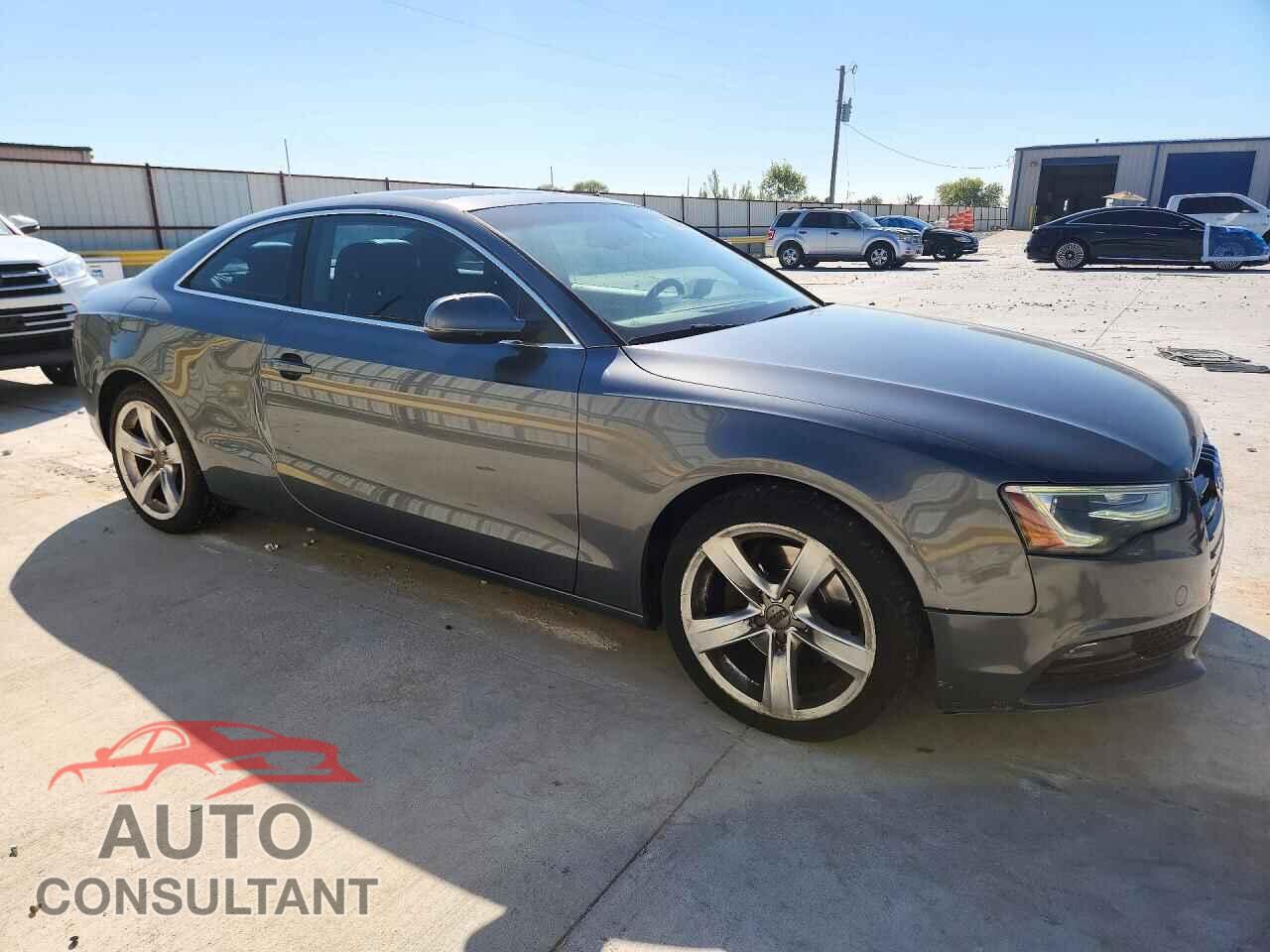 AUDI A5 2013 - WAULFAFR7DA015373