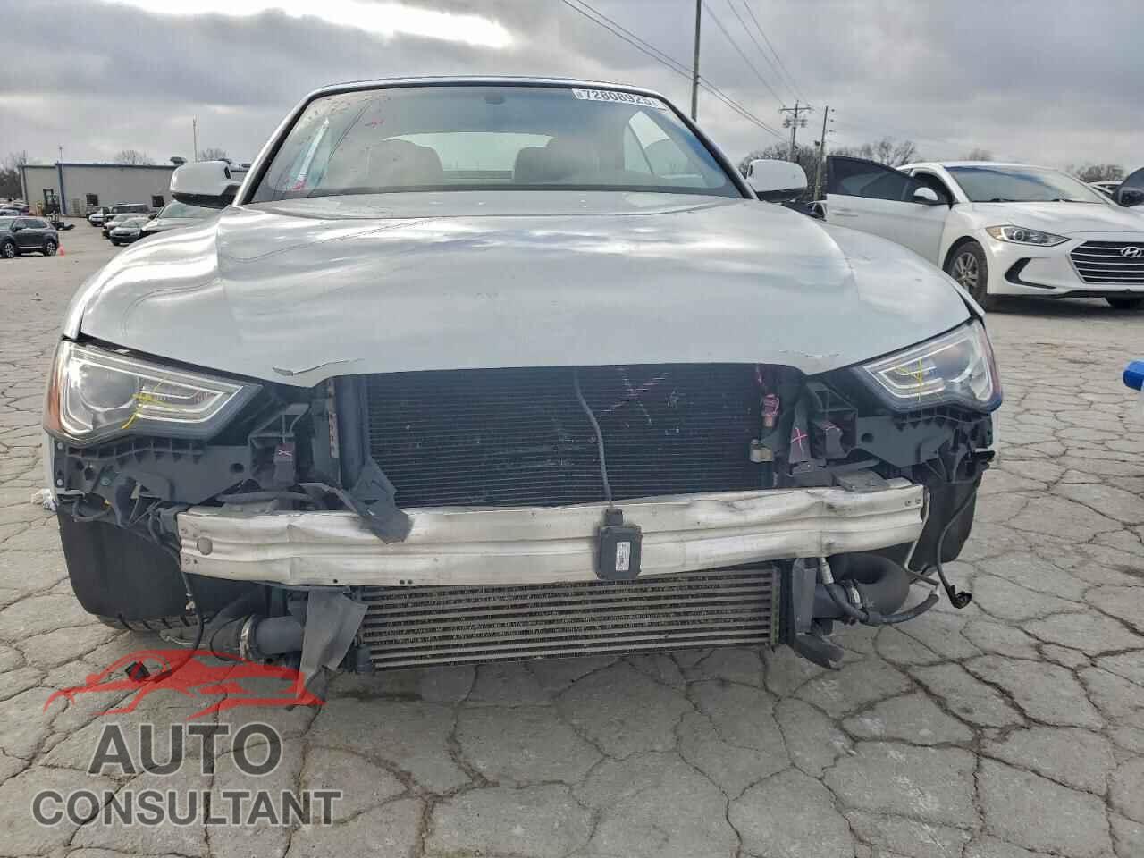 AUDI A5 2014 - WAULFAFH4EN008107