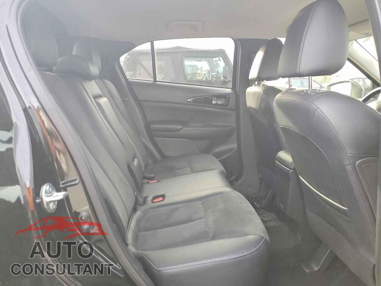 MITSUBISHI ECLIPSE 2024 - JA4ATWAA3RZ008070