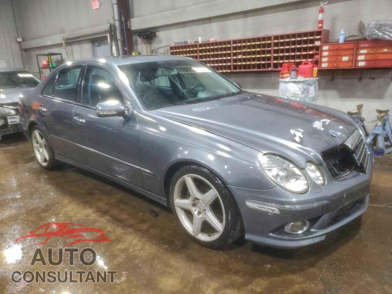 MERCEDES-BENZ E-CLASS 2009 - WDBUF87X29B405634