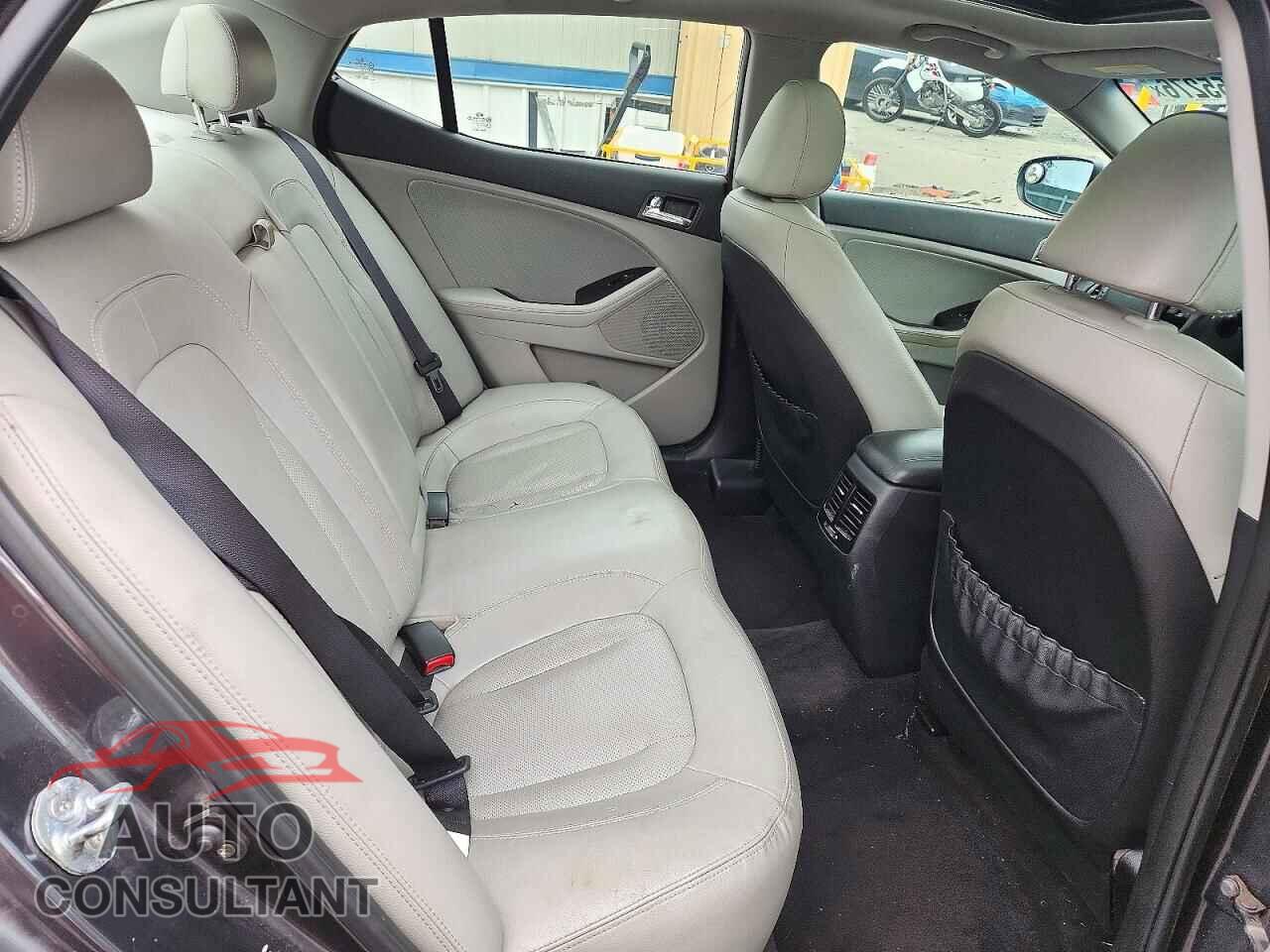 KIA OPTIMA 2011 - KNAGN4A70B5117406