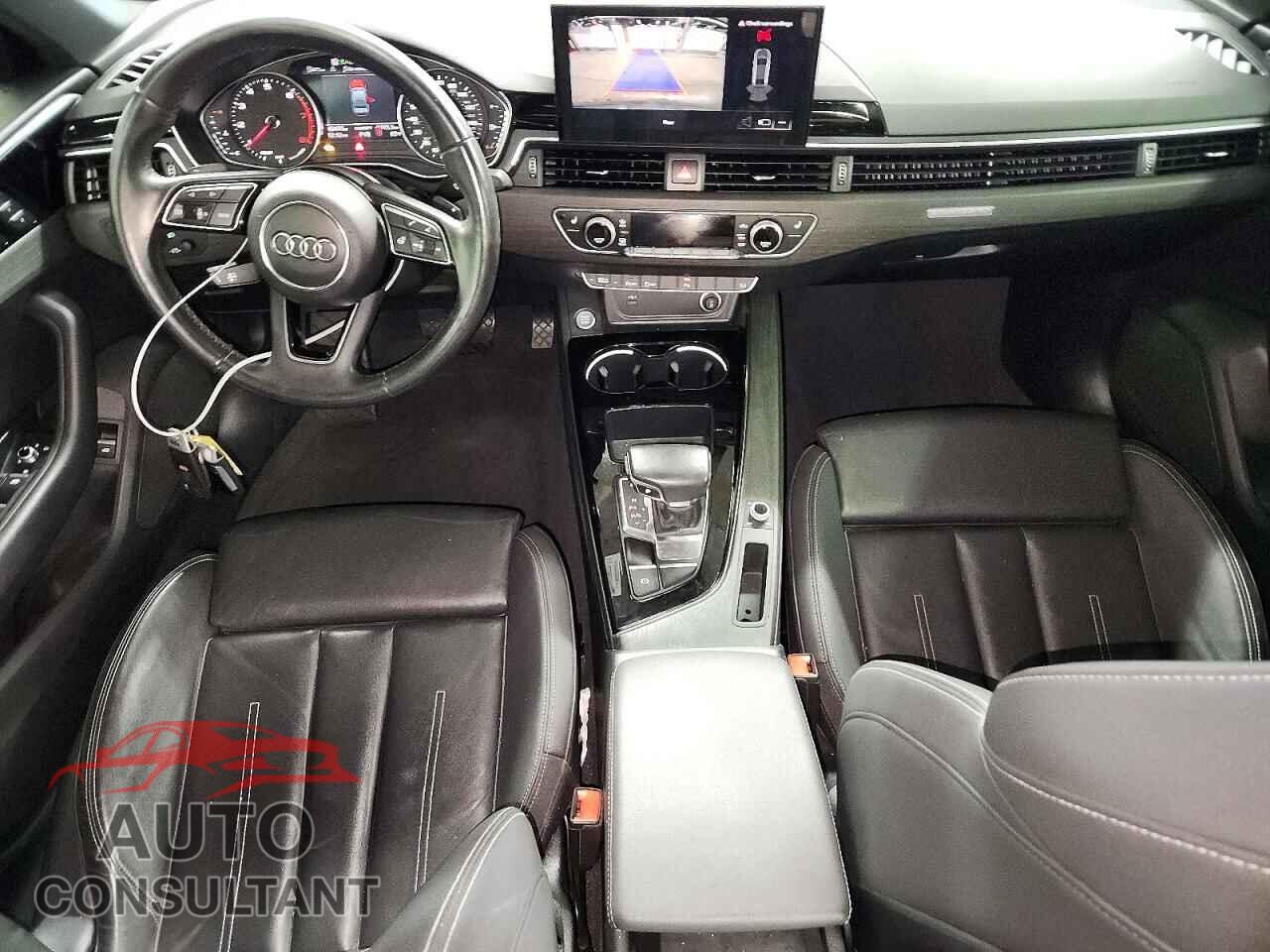 AUDI A4 2021 - WAUDAAF47MA028812