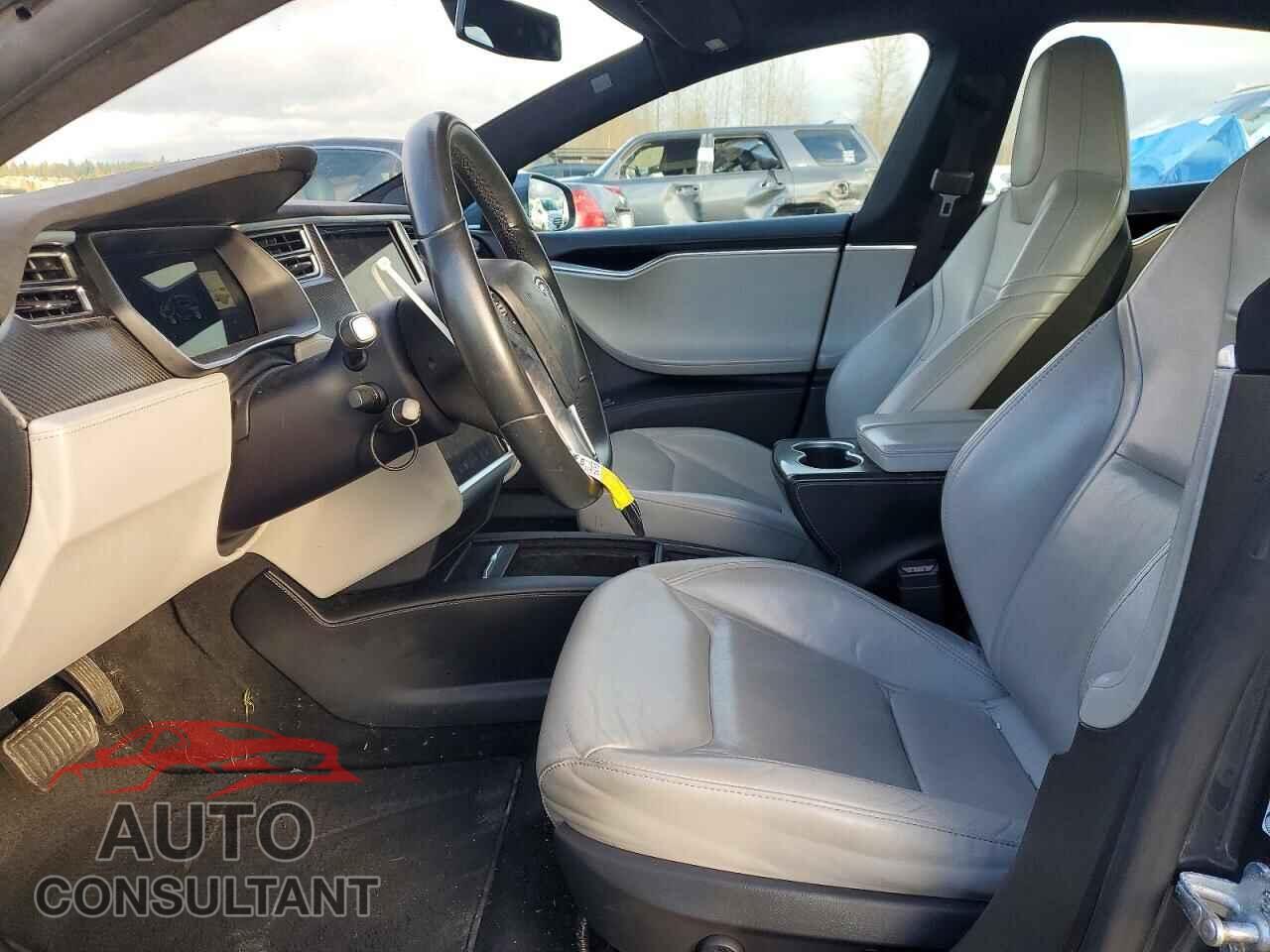 TESLA MODEL S 2016 - 5YJSA1E2XGF143684