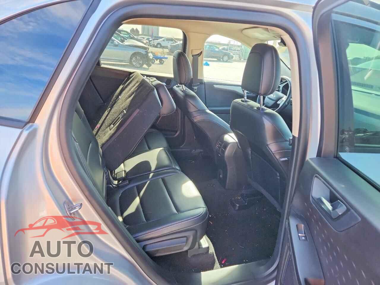 FORD ESCAPE 2020 - 1FMCU0H64LUA68210