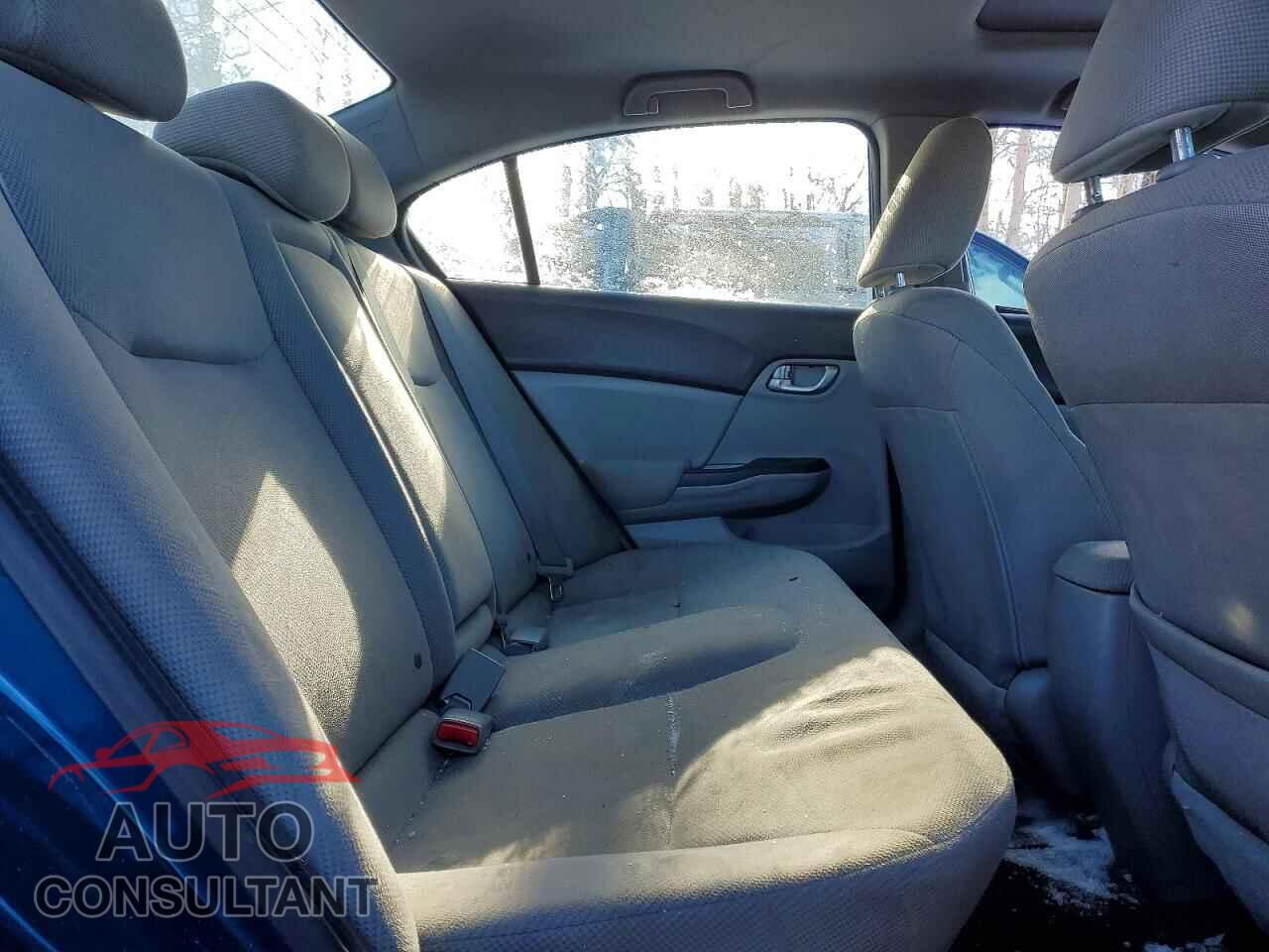 HONDA CIVIC 2012 - 2HGFB2F55CH028803
