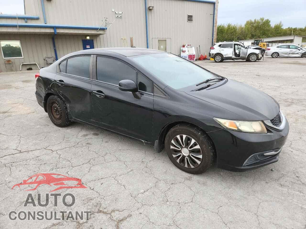 HONDA CIVIC 2013 - 2HGFB2F58DH300066