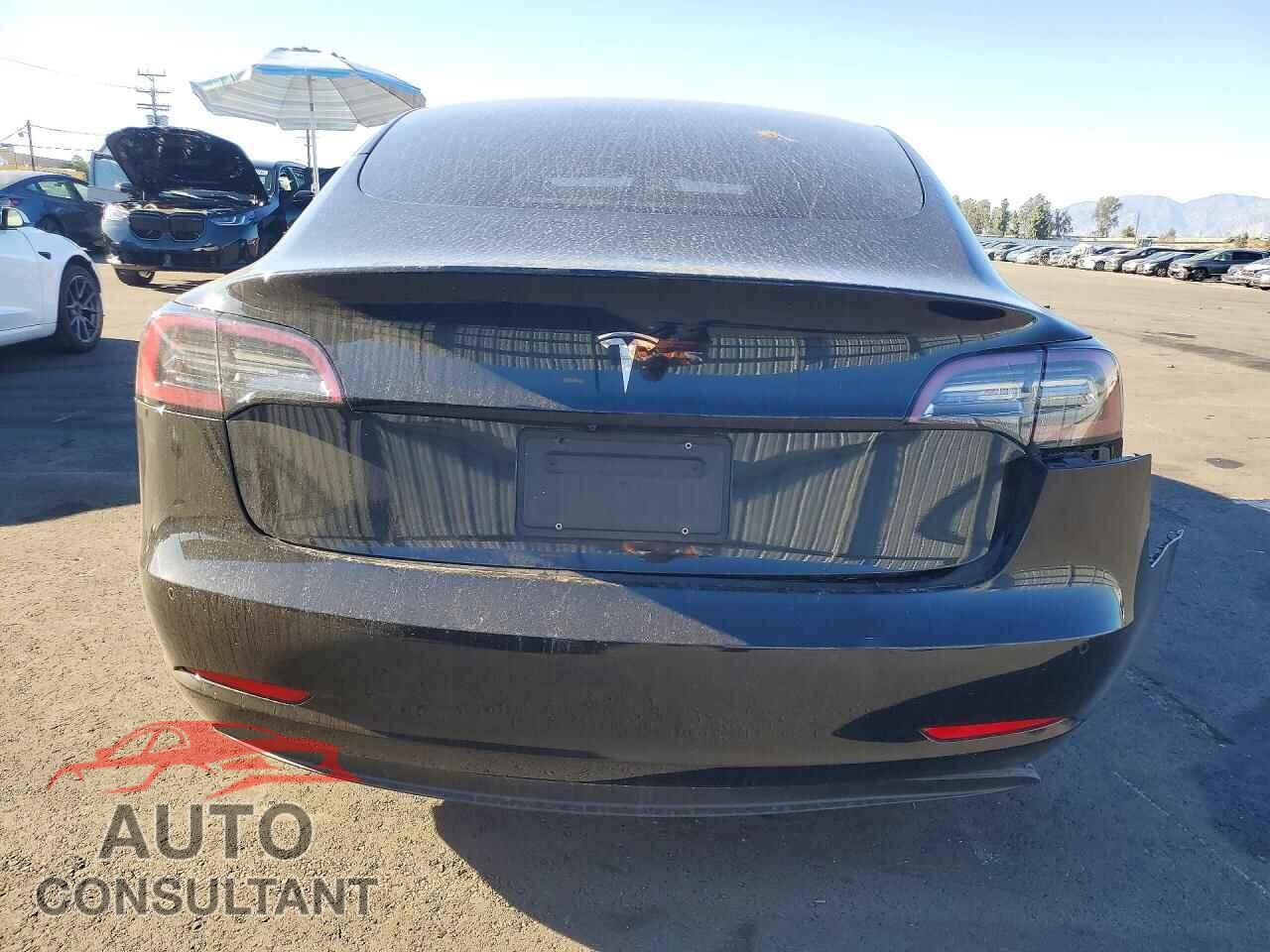 TESLA MODEL 3 2020 - 5YJ3E1EA5LF745967