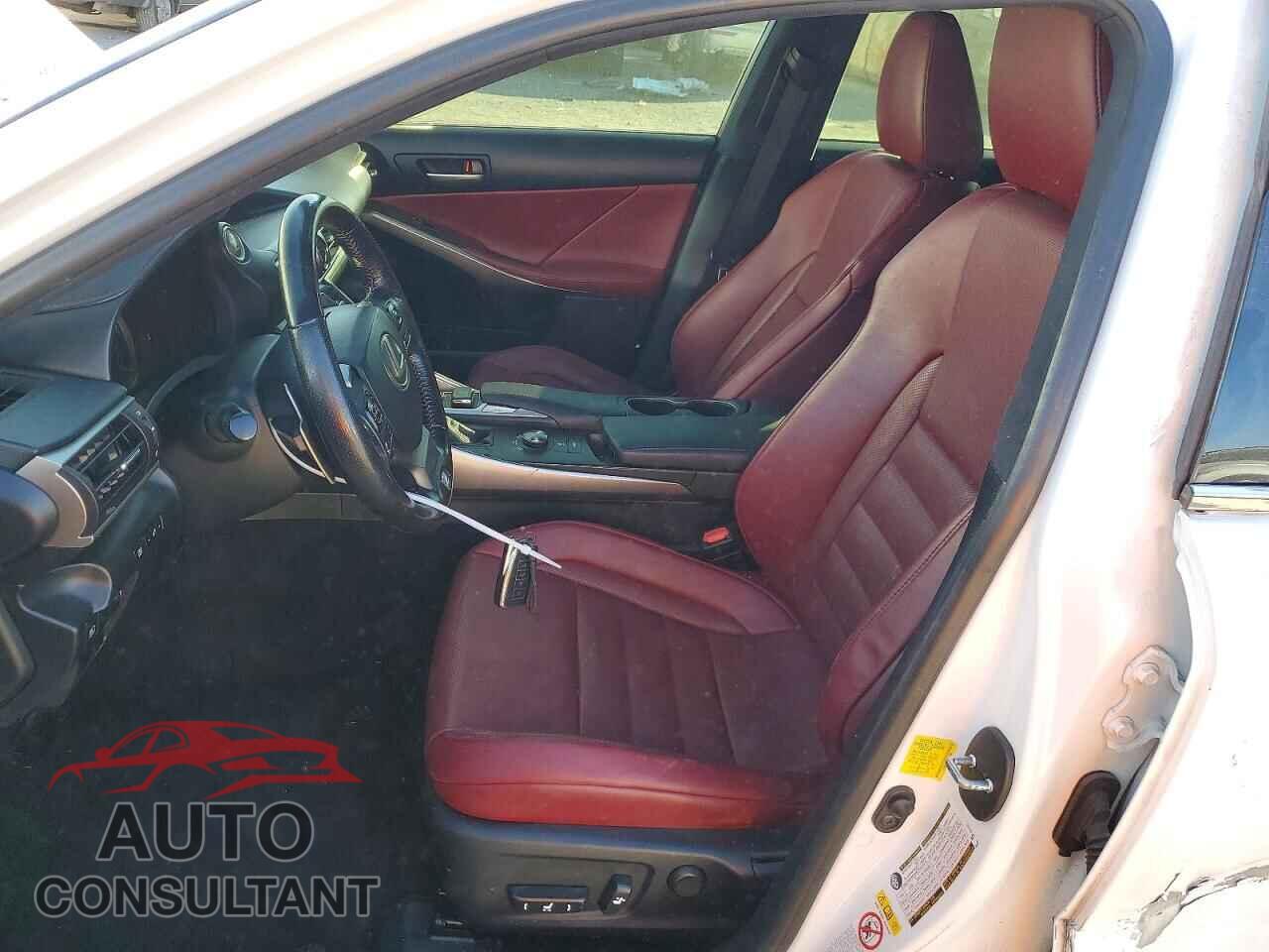 LEXUS IS 2017 - JTHBA1D28H5047460