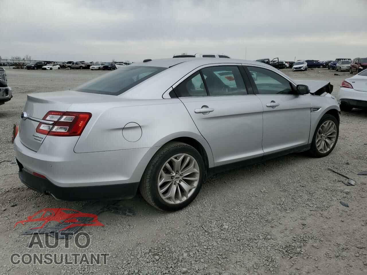 FORD TAURUS 2018 - 1FAHP2F84JG128263