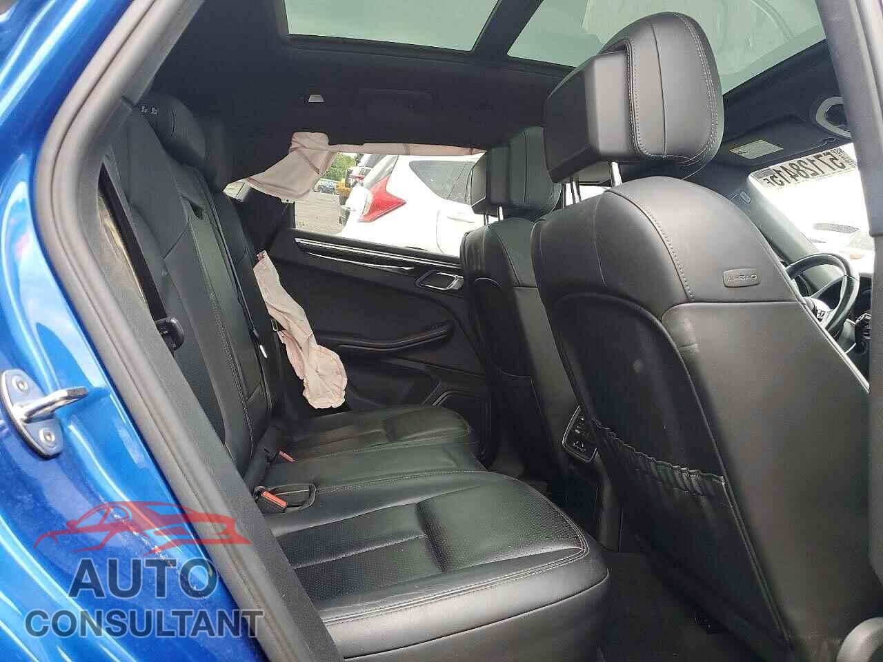 PORSCHE MACAN 2016 - WP1AB2A54GLB58773