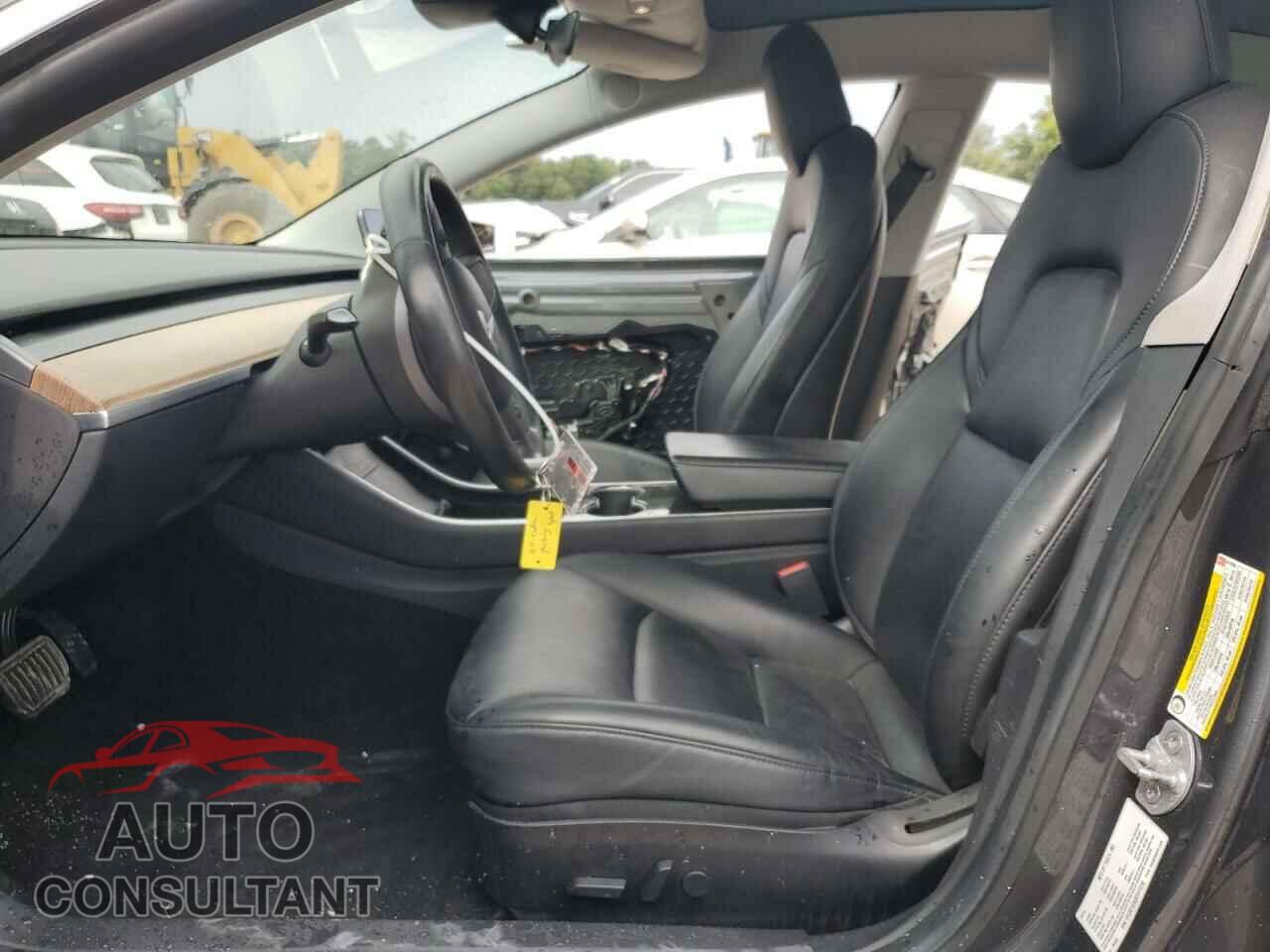TESLA MODEL 3 2019 - 5YJ3E1EA5KF411226