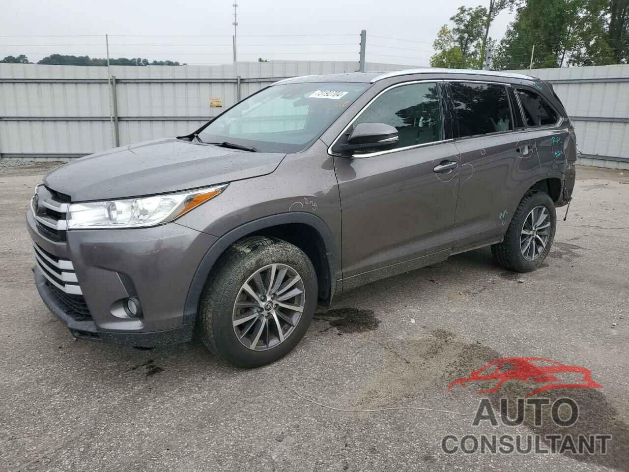 TOYOTA HIGHLANDER 2018 - 5TDKZRFH2JS532882