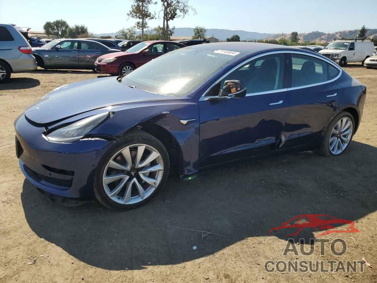 TESLA MODEL 3 2018 - 5YJ3E1EB0JF063858