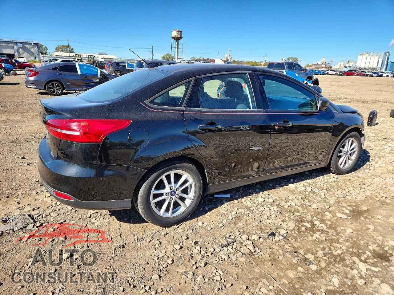 FORD FOCUS 2015 - 1FADP3F23FL216512