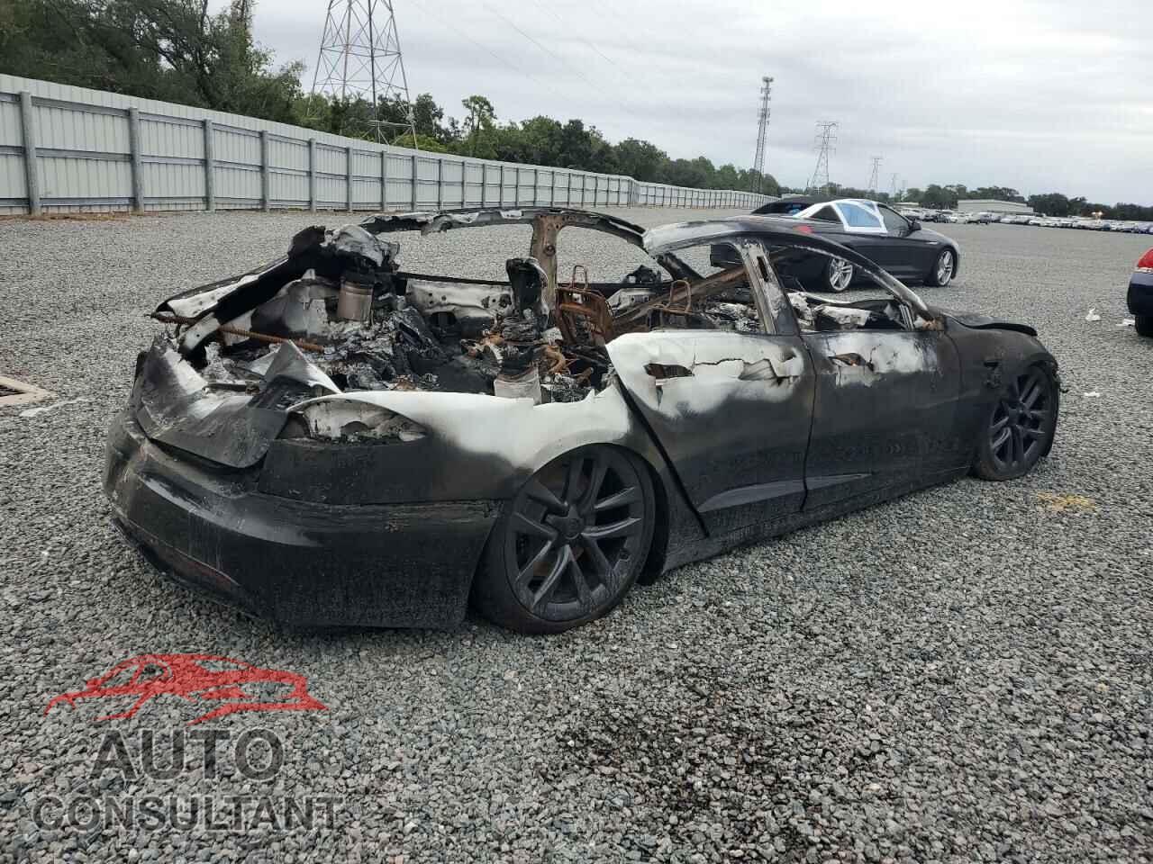 TESLA MODEL S 2021 - 5YJSA1E63MF452301