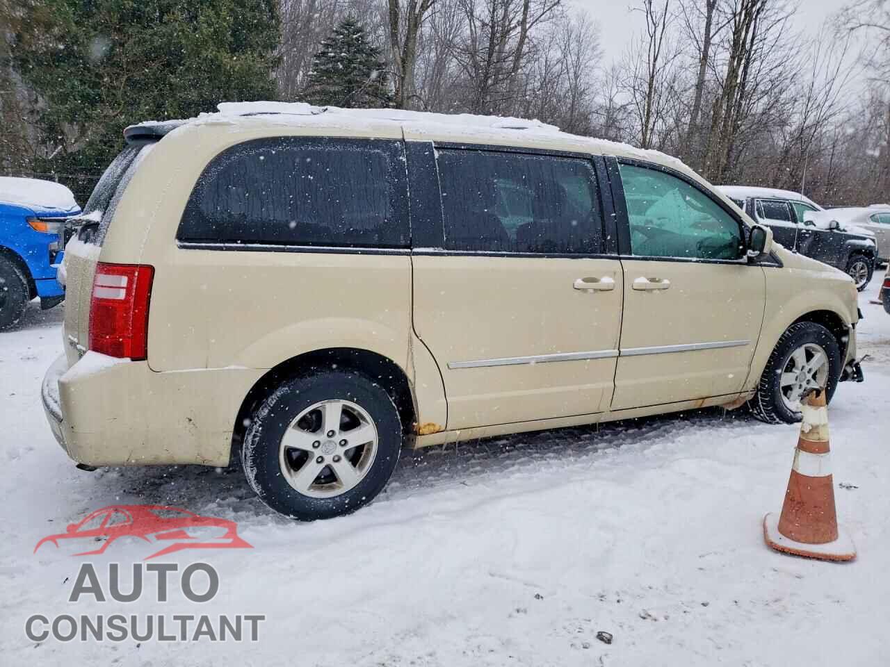 DODGE CARAVAN 2010 - 2D4RN5D11AR356167