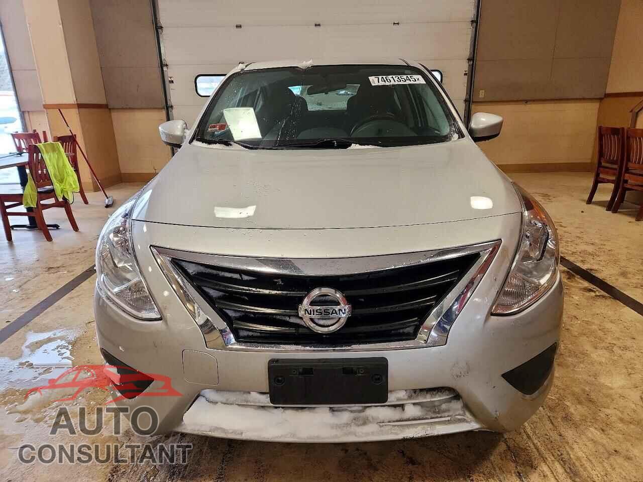 NISSAN VERSA 2019 - 3N1CN7AP3KL859093