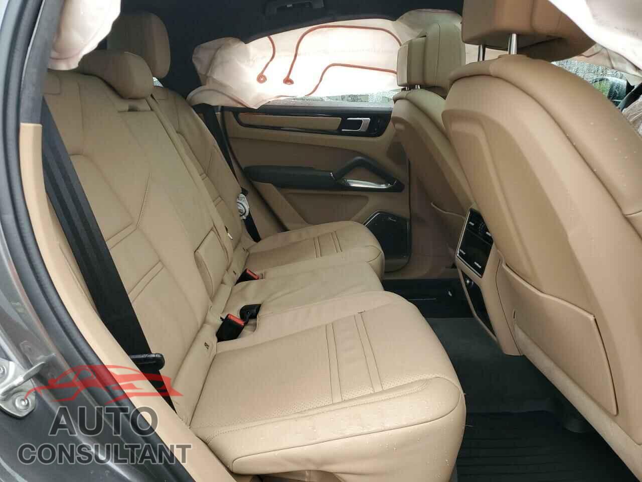 PORSCHE CAYENNE 2021 - WP1BF2AYXMDA51221