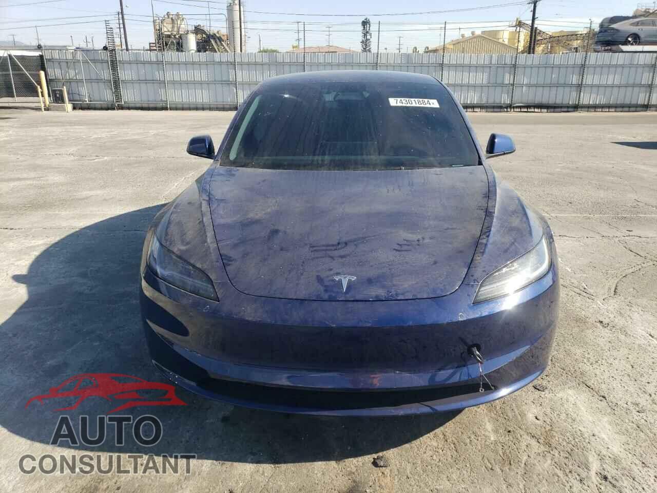TESLA MODEL 3 2024 - 5YJ3E1EA7RF849286