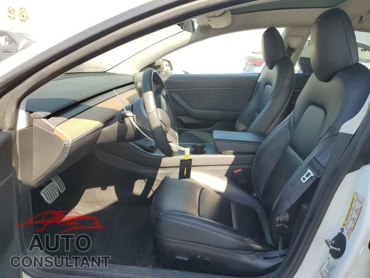TESLA MODEL 3 2020 - 5YJ3E1EC2LF736239