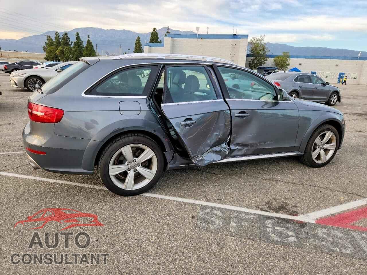 AUDI A4 2013 - WA1UFAFLXDA044105