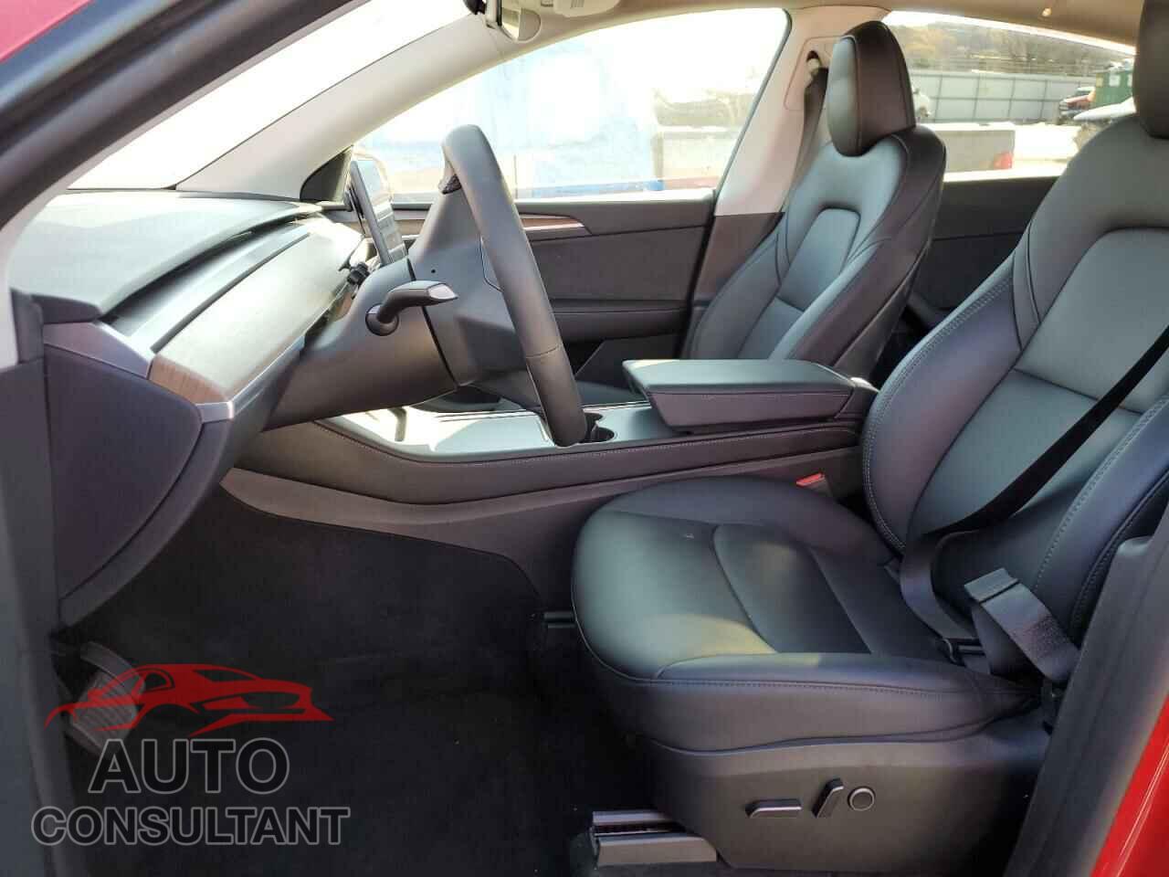 TESLA MODEL Y 2023 - 7SAYGAEE0PF757388