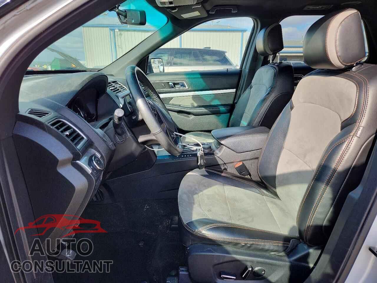 FORD EXPLORER 2017 - 1FM5K8D83HGB39441