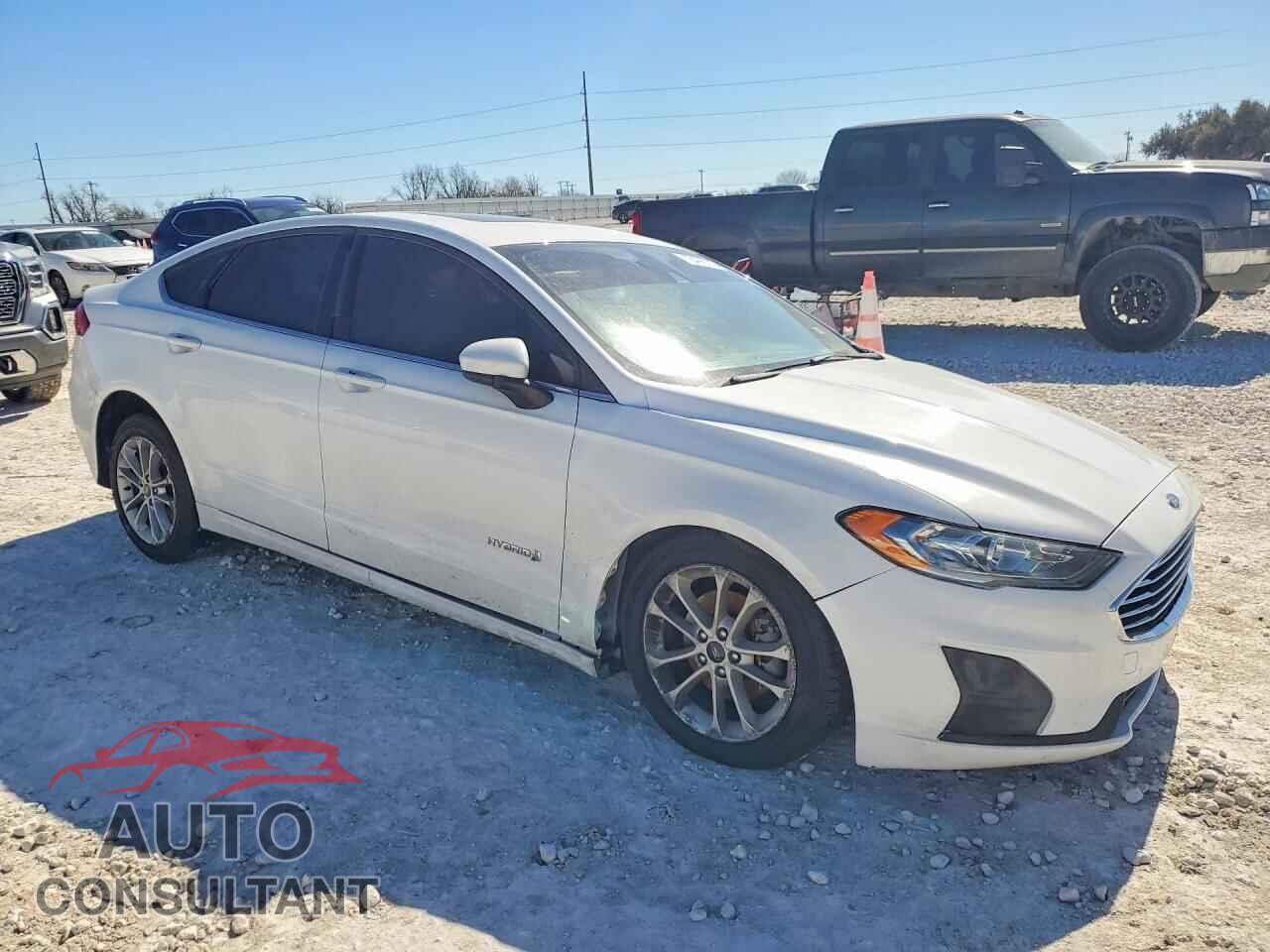 FORD ALL Models 2019 - 3FA6P0LU4KR104987