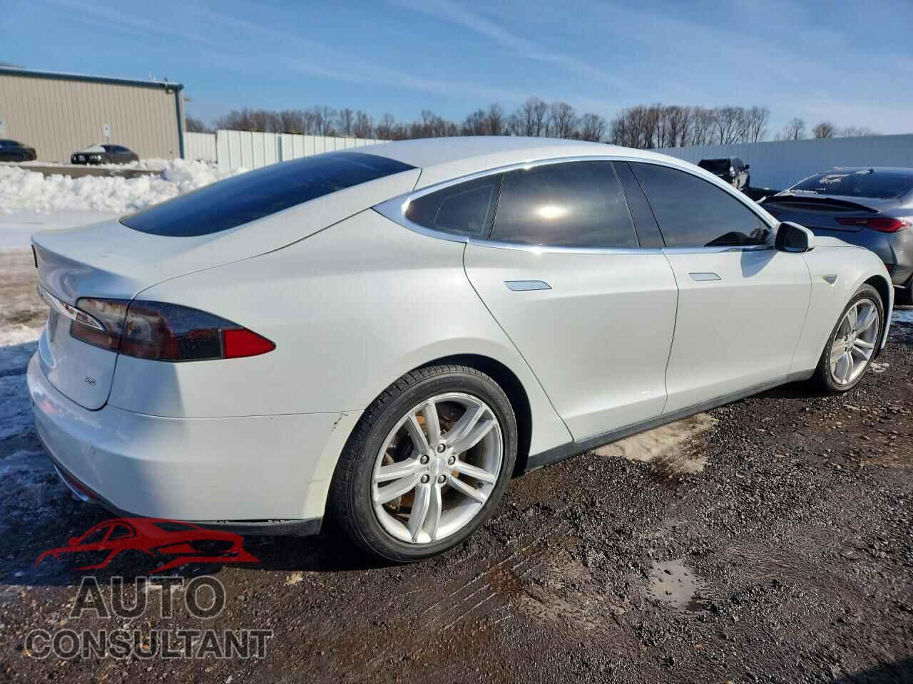 TESLA MODEL S 2014 - 5YJSA1H1XEFP38471