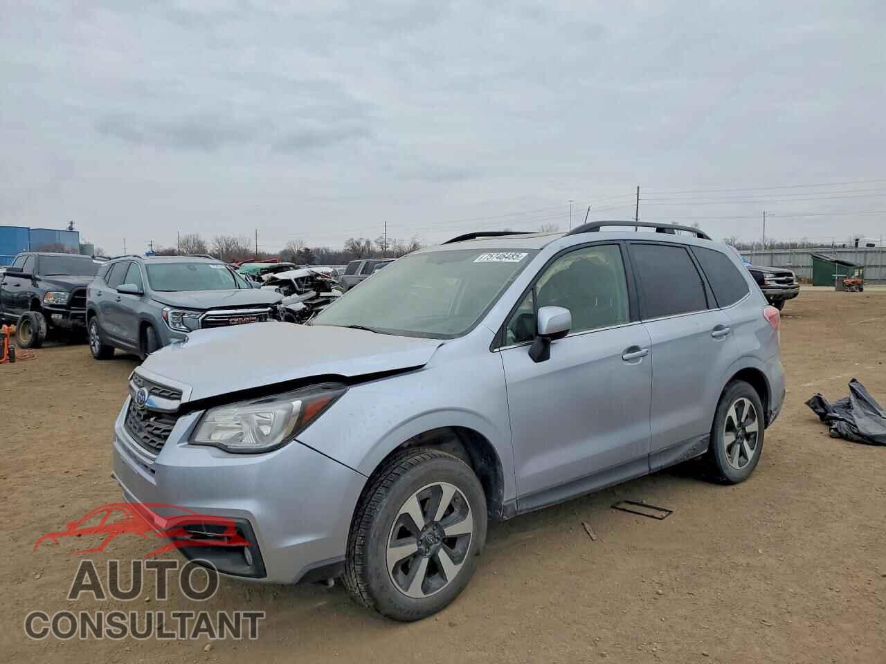 SUBARU FORESTER 2017 - JF2SJAJC8HH576258