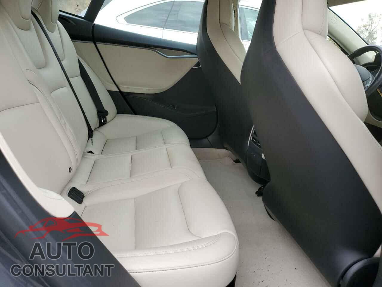 TESLA MODEL S 2018 - 5YJSA1E22JF267634
